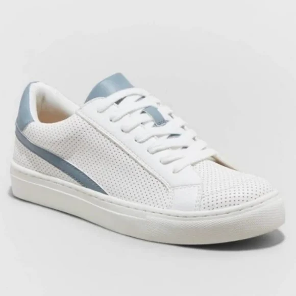 Women's Brittin Sneakers Blue Universal Thread